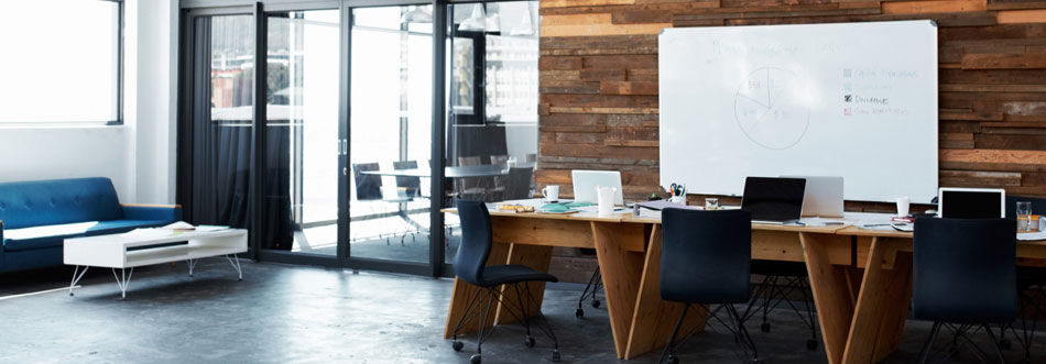 Commercial Insurance: Image of an office desk